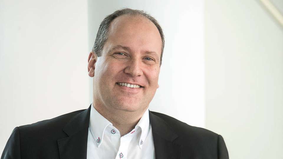 Thilo Döring spricht auf der INDUSTRY.forward Expo zum Thema: „Diese Trends bestimmen die vernetzte Fabrik von morgen“.