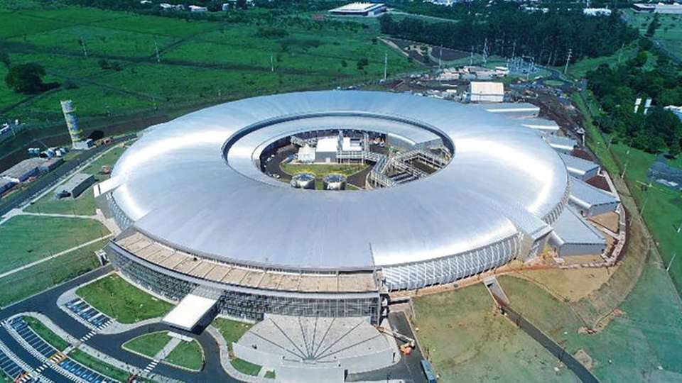 Gebäude des brasilianischen Synchrotrons „Sirius“: Hier wird nach Lösungen für globale Probleme in der Gesundheit, Landwirtschaft, Energie und Umwelt gesucht.