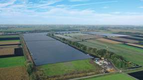 Mit einer Leistung von 120 MW kann der Solarpark Schornhof jährlich rund 30.000 Haushalte mit sauberer Energie versorgen.