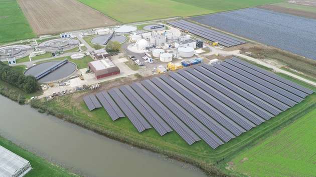 Als jüngstes PV-Projekt der Wasserbehörde wurde im Oktober 2020 der 2,9 MWp große Park in Sleeuwijk gebaut.