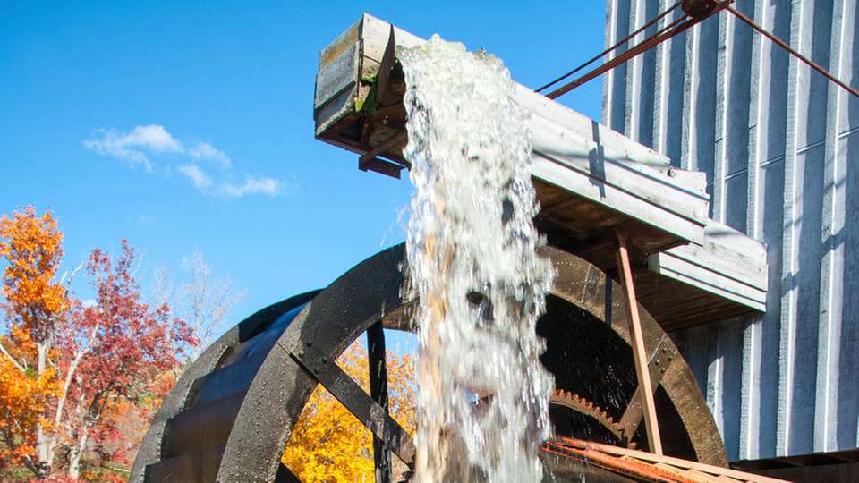 Im Projekt geht es um Wasser, das nach einer Erstnutzung wie in Aquakulturen, in Kläranlagen oder Brauchwasser zusätzlich noch zur Stromerzeugung verwendet werden soll.