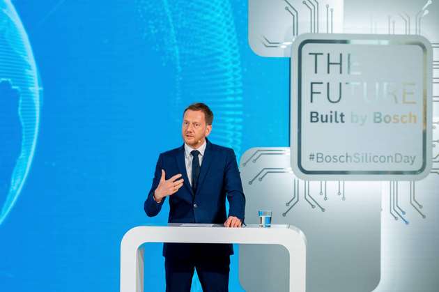 „Die neue Chip-Fabrik ist gut für Europa, für Deutschland und für Sachsen“, sagte Michael Kretschmer auf seiner Eröffnungsrede.