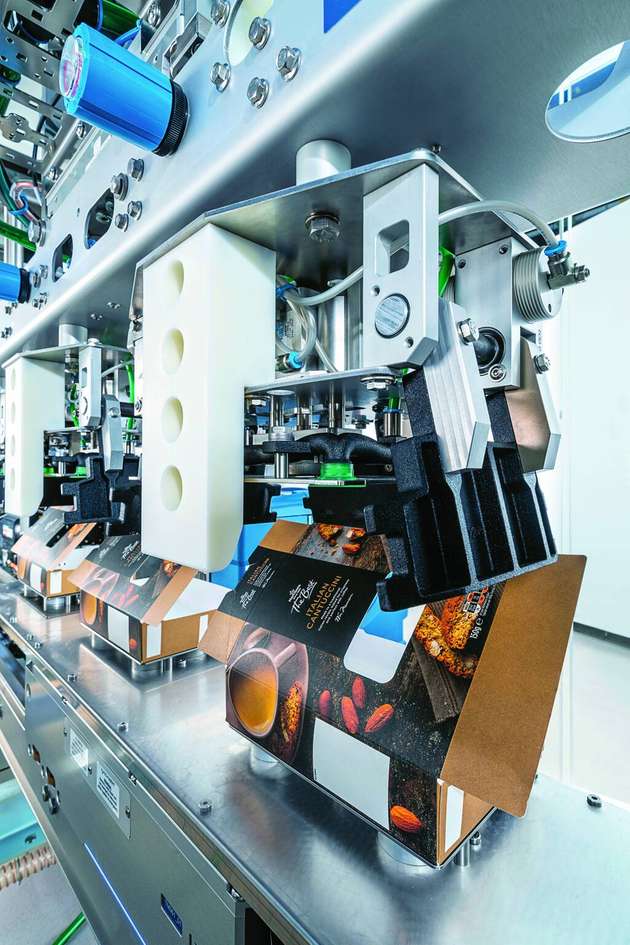 Das kostengünstige, leicht zu verarbeitende Design der Schachteln für das Bag-in-Box-Konzept wurde von Schubert neu entwickelt.