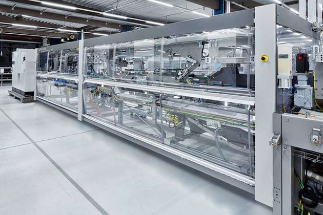 In dem Innopack Kisters WP werden die Flaschen in hochwertige Wraparound-Kartons verpackt.