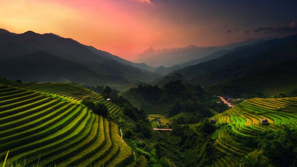 Vietnam ist bekannt für gutes Essen, freundliche Menschen und atemberaubende Strände und Natur. Jedoch ist der asiatische Staat auch sehr der Nachhaltigkeit verbunden und schafft Windprojekte im eigenen Land.