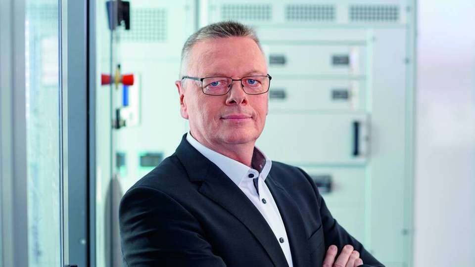 „Durch die Pandemie ist das private und berufliche Leben vieler, meines eingeschlossen, sehr viel digitaler geworden als zuvor“, sagt Andreas Matthé, CEO Electrical Products bei Siemens.