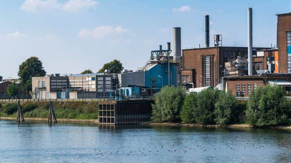 Altes Kesselhaus mit neuem Biomassekessel: Der Industriepark Kleefse Ward beheimatet produzierende Unternehmen verschiedener Branchen.