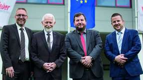 Eckhard Bluhm ist Gründer und Geschäftsführer des Kennzeichnungsanbieters Bluhm Systeme. Innerhalb von 50 Jahren baute er sein Unternehmen von einer Ein-Mann-Firma zu einer international tätigen, finanziell robusten und innovativen Firmengruppe auf, in der inzwischen fast 600 Mitarbeiter beschäftigt sind.