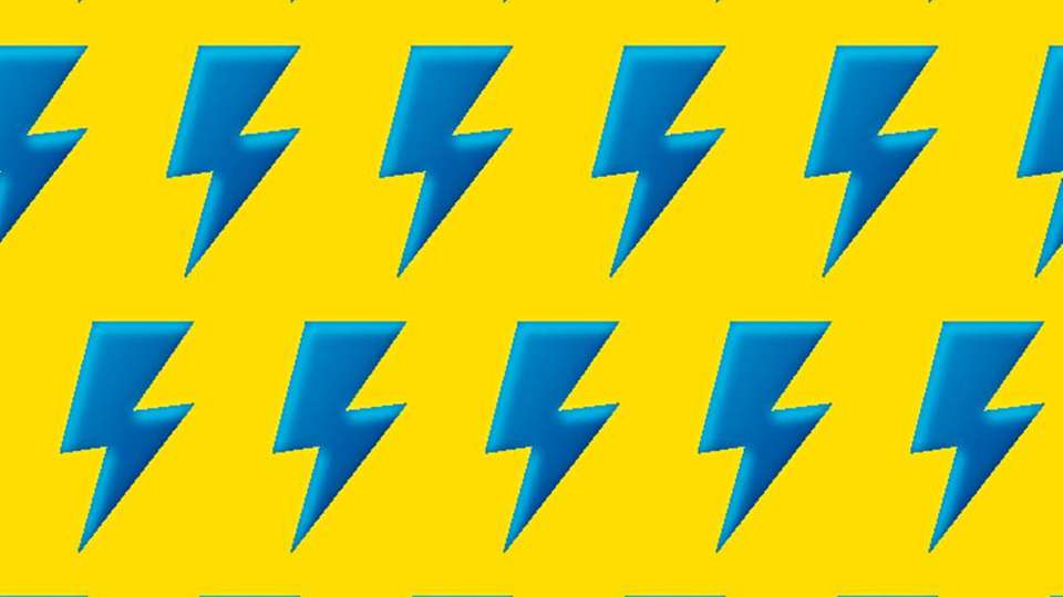 Tesvolt stellt seine neue Batteriespeicherlösung vor, die erstmals über ein eigenes Energiemanagement-System (EMS) und einen integrierten Industriewechselrichter verfügt.