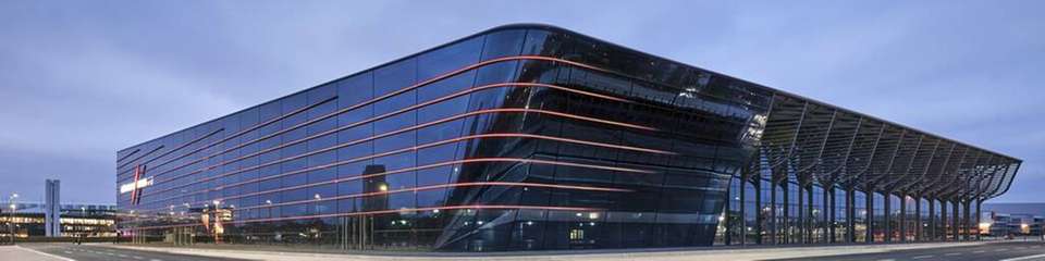 Auf Ständen, Touren und Stages werden den Besuchern fundierte Informationen und praxisnahes Wissen zu Industrial AI und weiteren aktuellen Themen vermittelt.