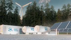 Erneuerbare Energie aus Wind und Sonne muss zur Speicherung in Wasserstoff umgewandelt und in lokalen Gastanks gespeichert werden.