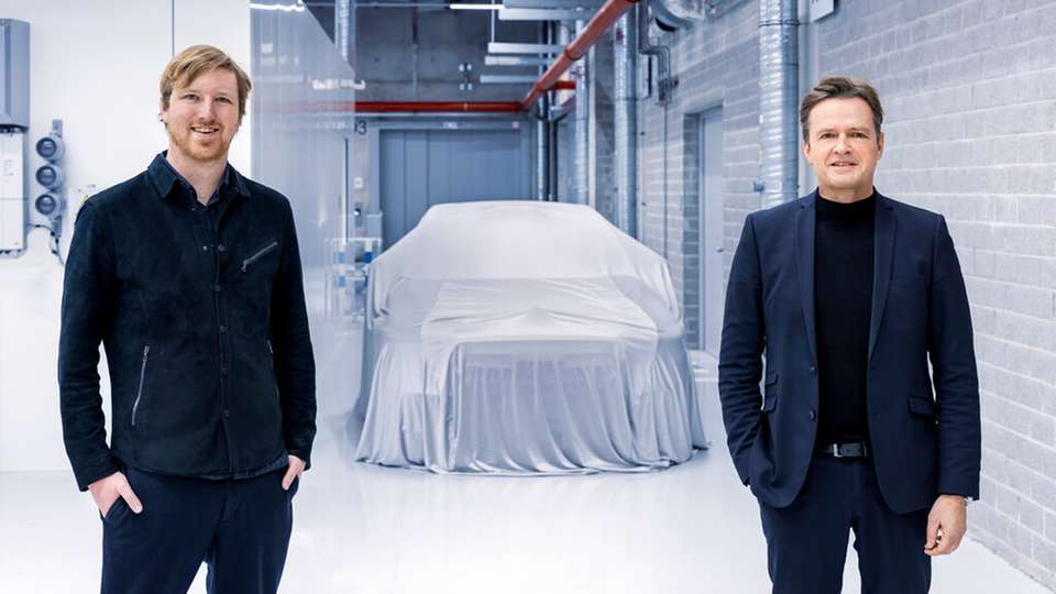 Austin Russell (links), Gründer und CEO von Luminar, zusammen mit Markus Schäfer, Mitglied des Vorstands von Daimler.