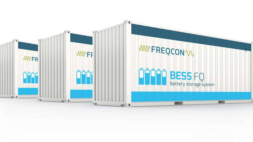 Als Lösung für die steigenden Energiepreise bietet Freqcon Batteriespeicher in Form von standardisierten 20-, 30- oder 40-Fuß-Containern an. 