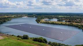 BayWa wird in den kommenden Wochen eine der größten Floating-PV-Anlagen in Deutschland für das Familienunternehmen Quarzwerke am Standort Haltern am See realisieren.