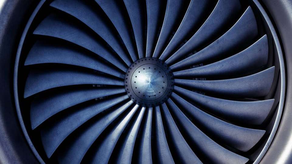 Durch das neue Reperatur-Verfahren könnten Flugzeuge nun effizienter gewartet werden und der Einsatz von langlebigeren Flugzeugturbinen gewährleistet werden.
