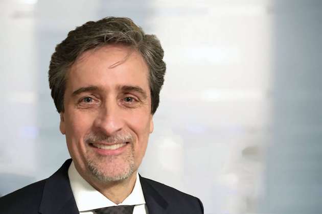 Christoph Neumann, Vice President Technologies, Kontron: Künstliche Intelligenz (KI) in Edge Devices sehen wir als eine der prägenden Technologien, da inzwischen x86 und ARM Prozessoren zunehmend integrierte KI-Funktionalität bieten und parallel besonders spezialisierte KI-Inference-Beschleuniger mit extremer Performance/Power-Ratio neue Edge-Applikationen ermöglichen. Daneben kündigen erste Provider kommerzielle 5G-Services für den Industriebereich für 2022 an. Functional Safety (FuSa) Technologie wird zunehmend in Industrial-Standardplattformen (IPCs) direkt integriert werden. Der neue Modul-Standard COM-HPC für High Performance Computing ermöglicht High-End Edge Clients und leistungsstarke Edge Server mit Virtualisierung und verbesserter Echtzeitfähigkeit.