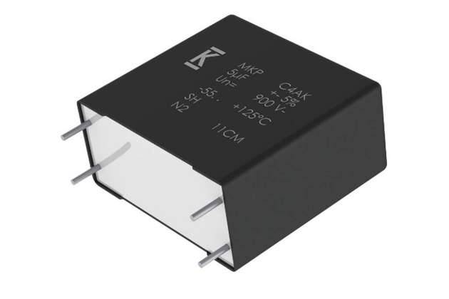 DC-Link-Kondensatoren der C4AK-Serie von Kemet bieten eine hohe Kapazitätsdichte und DC-Ripplestromfähigkeiten und sind für einen Dauerbetrieb von bis zu 1.000 Stunden bei 135 °C ausgelegt.