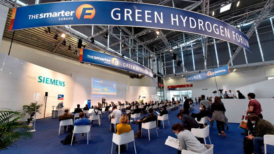 Dreitägiges Programm mit Vorträgen, Kow-how und Technologien