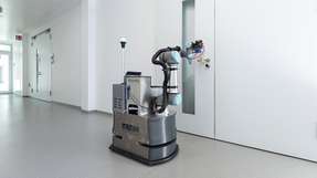 Die Arbeiten des Fraunhofer IPA zur Reinigung und Desinfektion von Oberfächen basieren auf dem Roboter „DeKonBot 2“ und entwickeln dessen Fähigkeiten weiter.