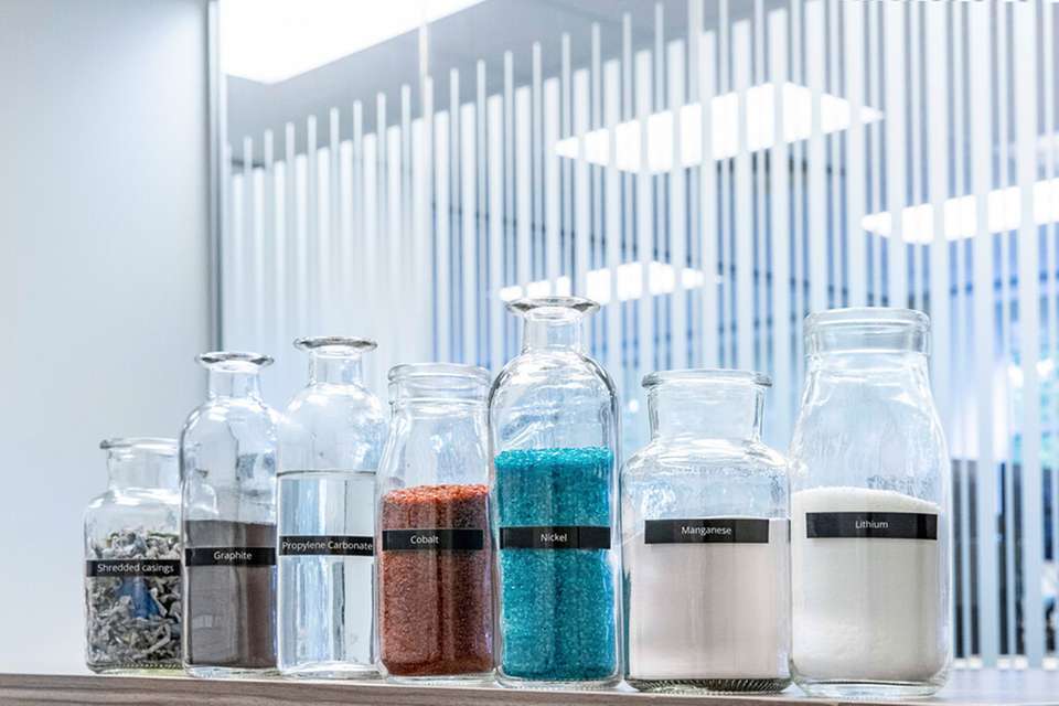 Mercedes Benz startet eigene Batterierecyclingfabrik