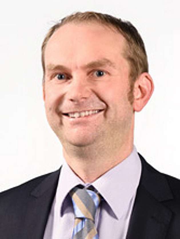 „Skalierbare, vordefinierte Computer-on-Module in Kombination mit neuesten Edge-Technologien sind wesentliche Bausteine für die nächsten Schritte im IoT. Wir stellen Entwicklern eine breite Auswahl an entsprechenden Modulen und Boards zur Verfügung, die den unterschiedlichsten Ansprüchen im Hinblick auf Performance, Energieverbrauch und Konnektivität Rechnung tragen und auf lange Sicht Zukunftssicherheit bieten. Wir bieten in allen Leistungsklassen robuste Boards und Module in etablierten, standardisierten Formaten an. Durch die enge Zusammenarbeit mit allen namhaften Halbleiterherstellern können wir die langfristige Verfügbarkeit funktionsäquivalenter Produkte mit zeitentsprechend mitwachsenden Performancedaten gewährleisten.“