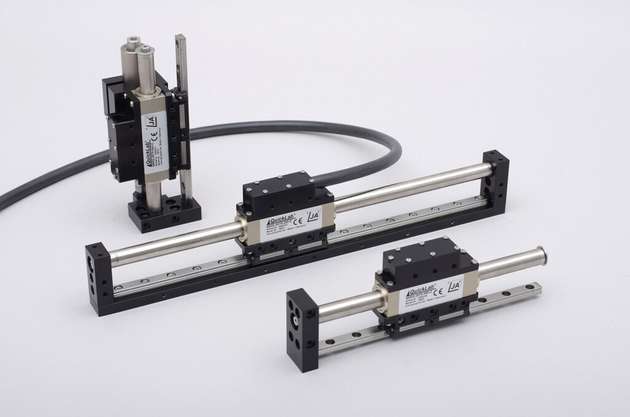 Mit den kleinen Linearmotor-Modulen QM02 für bis zu 160 mm Hub und den Linearmotor-Achsen QA02 für Hübe bis 220 mm lassen sich Kurzhubanwendungen zum Beispiel in der Labor- und Analysetechnik oder in Testsystemen mit hoher Dynamik und Genauigkeit realisieren.