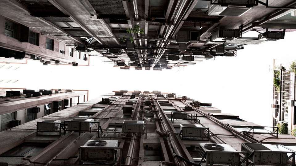 Net Zero oder Near Zero Carbon?  Auf dem Lütze Save Energy Day werden Möglichkeiten rund um energieeffiziente und energiesparende Schaltschranklösungen vorgestellt.