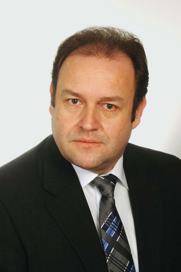 Holger Heidenblut, Business Development Manager Backplanes und Systeme, Elma: „Der Megatrend „Künstliche Intelligenz“ beflügelt Branchen. Ein Highlight hierzu bietet der Pforzheimer Systembauer Elma Electronic. Mit dem JetKit-3010 macht Elma Electronic das derzeit leistungsstärkste AI-Modul von Nvidia, das Jetson AGX Xavier, für den beliebten Rechnerstandard CompactPCI Serial verfügbar. Mit dem JetKit-3010 kommt Künstliche Intelligenz, Mustererkennung und Deep Learning in Reichweite konventioneller Rechnernetzwerke in Branchen wie zum Beispiel der Industrieautomation. Selbst bestehende Infrastrukturen können mit realistischem Aufwand einfach nachgerüstet werden.“
Embedded World 2022: Halle 1, Stand 555