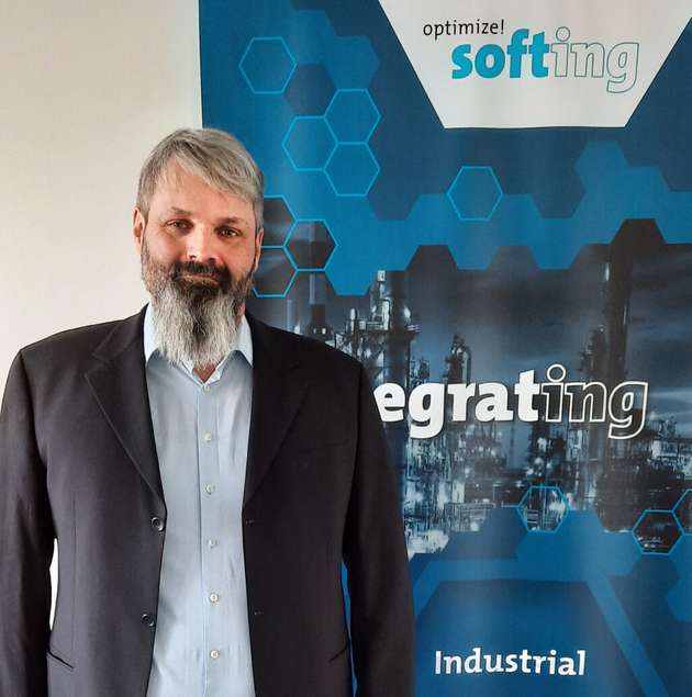 Thomas Rummel, Managing Director, Softing Industrial Automation: Das Potential von Single Pair Ethernet (SPE) ist sehr groß. Mit Ethernet-APL ist nun eine Ausprägung des Standards für Automatisierungsanwendungen in der Prozessindustrie so weit fortgeschritten, dass SPE im produktiven Einsatz nutzbar wird. Geeignete Switches, zum Beispiel von Softing Industrial, gestatten den parallelen Betrieb von Ethernet-APL- und von Profibus-PA-Geräten. Damit lässt sich die Technologie in Greenfield- wie auch in Brownfield-Projekten effizient einsetzen. Anwender profitieren vom Schutz ihrer Investitionen in Feldgeräte und von flexiblen Migrationsszenarien ihrer Anlage in Richtung SPE beziehungsweise durchgängige IP-Kommunikation. 