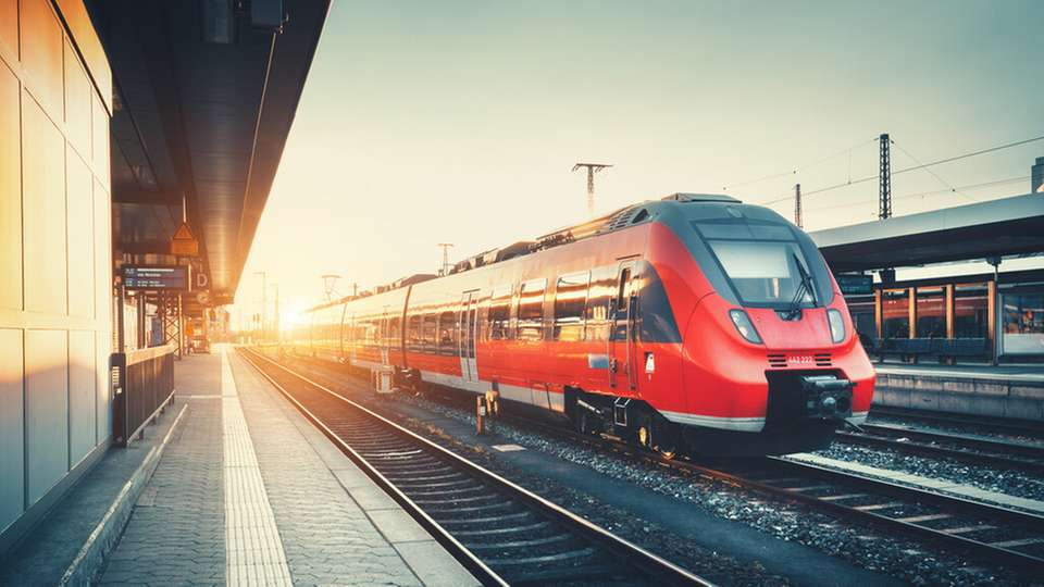 Antennenmessungen an Elektro-Lokomotiven waren Teil des Projektes zur Digitalisierung im Schienenverkehr.