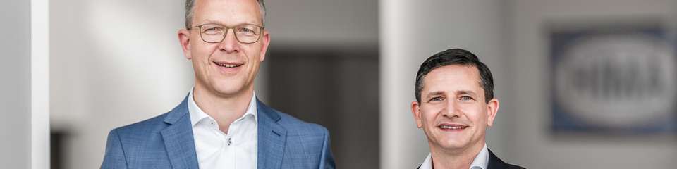 Jörg de la Motte, CEO von Hima (links), und Dr. Michael Löbig, CFO, blicken zuversichtlich in die Zukunft.