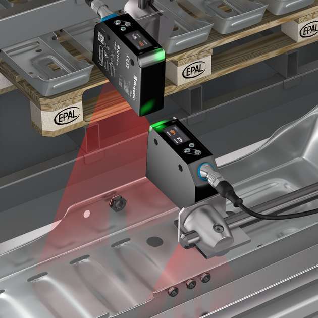 Anschweißmutternprüfung mit dem Ps-30: Der Di-soric Profilsensor prüft die Präsenz von Muttern und deren Position in der X- und Y-Richtung über ein zuvor eingelerntes Muster.