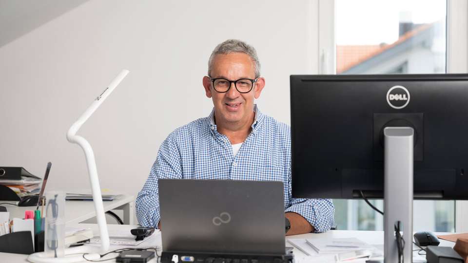 „Mehr Leistung auf weniger Raum – Wärmeleitmaterialien müssen heute Höchstwerte liefern!“, so Wolfgang Reitberger-Kunze, Geschäftsführer bei ICT Suedwerk.