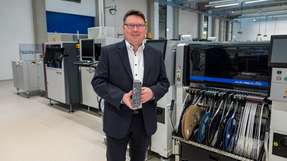 Matthias Klein, Geschäftsführer von Schubert System Elektronik im Werk in Neuhausen ob Eck