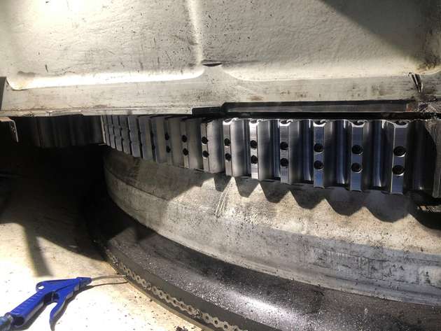 Der Gierzahnkranz ist ein wichtiges Bauteil, um die maximale Stromerzeugung einer Windkraftanlage zu gewährleisten.