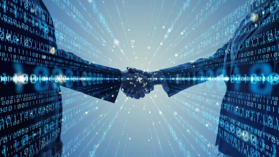 Außerdem untersucht die Studie mögliche Geschäftsmodelle im Internet der Zukunft und zeigt Wege auf, wie Unternehmen einen Zugang zum Metaverse finden können.