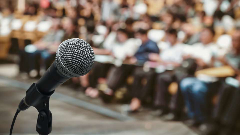 Nach zwei Jahren findet die Veranstaltung als Hybrid-Event und somit auch wieder in Präsenz statt.