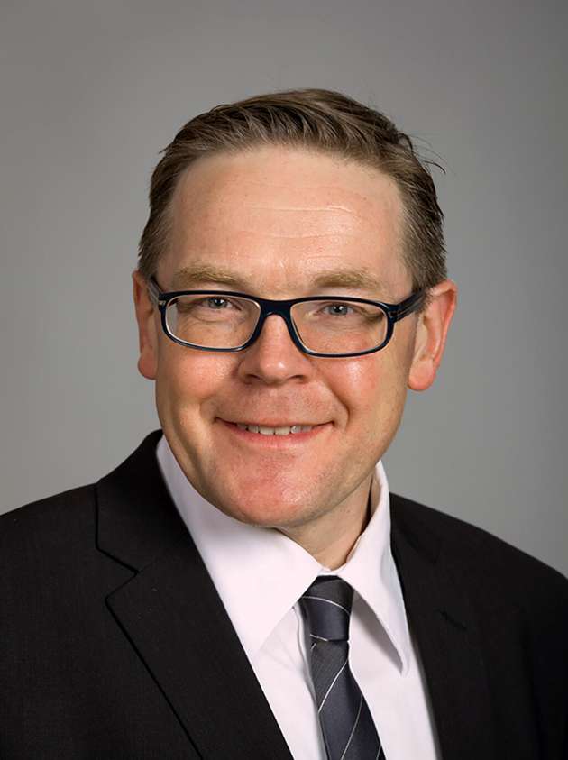 Frank Behrens, Senior Marketing Manager bei RS Components: Als globale Marke für Entwickler, Konstrukteure und Instandhalter werden wir die Besucherinnen und Besucher auf eine Entdeckungsreise mitnehmen und ihnen Technologien und Lösungen vorstellen, die unsere Welt verändern. Wir laden sie in Halle C2 auf dem Stand Nr. 179 ein, zu erfahren, wie sie ihr nächstes Projekt auf ein neues Level bringen können. Beispielsweise präsentieren wir, wie sich mit OKdo eine smartere Zukunft gestalten lässt. Unsere Entwicklercommunity RS. DesignSpark stellt darüber hinaus spannende technische Projekte vor, die die Welt ein bisschen besser machen. Beispielsweise geht es um Fragen der Luftqualität. Und natürlich geben wir einen detaillierten Einblick in unsere Eigenmarke RS PRO.
Eletronica 2022, Halle C2.179