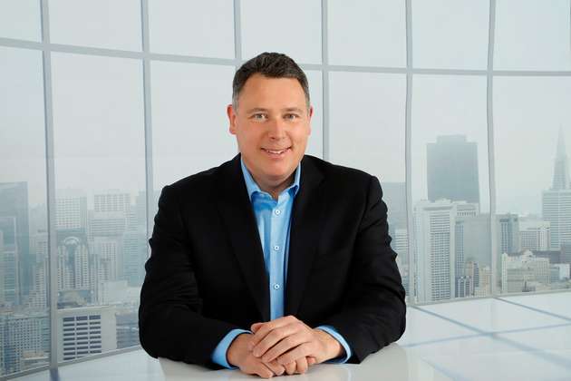 Matthias Poppel, CSMO bei Swissbit: Wir zeigen erstmals unsere neuen SSD-Lösungen für den Datacenter-Markt. Das Besondere: Durch eine einzigartige Firmware-Architektur sind wir in der Lage, die SSDs für konkrete Anwendungsprofile und realitätsnahe Workloads zu optimieren. Im Vergleich zu Standard-Datacenter-SSDs erreichen Betreiber und Service-Provider mit unserer Lösung eine zwei- bis fünfmal höhere konstante Schreibgeschwindigkeit bei gleichbleibend niedriger Latenz und Endurance über die gesamte Lebensdauer des Laufwerks. Daneben steht unser 3D-TLC-Speicherportfolio im Fokus, das mit PCIe-SSDs, SD- und CFexpress-Karten sowie e.MMCs für alle Einsatzgebiete die passenden Schnittstellen und Formfaktoren bereithält.
Electronica 2022, Halle C3.418