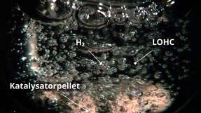 Katalysatorpellets mit aktiver Blasenbildung