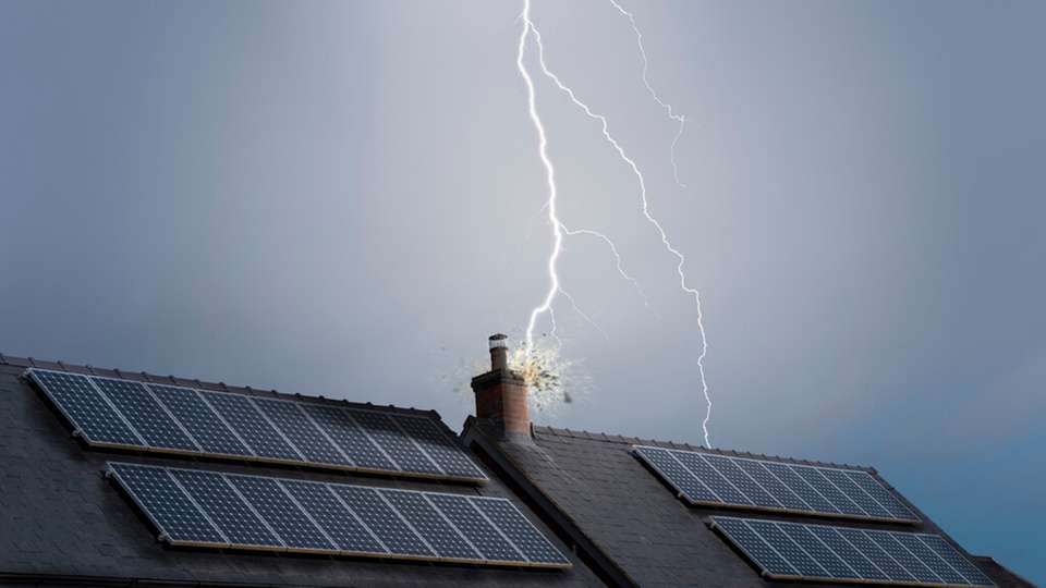 China produziert 75 Prozent der Solarmodule, wodurch eine neue Abhängigkeit im Energiemarkt droht.