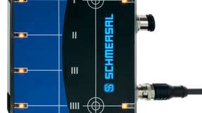 Die Sensorbox SSB-R erfasst das Feld von geeigneten Betätigermagneten auf vier unabhängigen Spuren und wechselt bei Vorbeifahrt den Signalzustand.