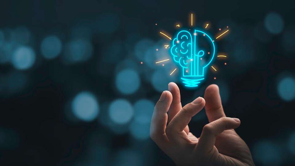 Modernste IT und KI in industrielle Automatisierung bringen