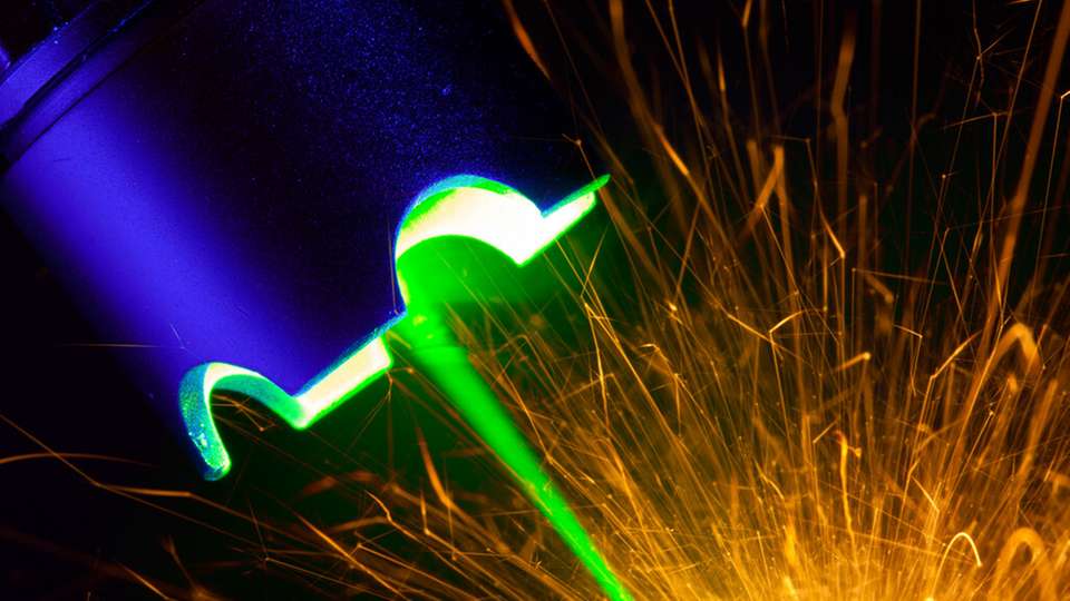 Laserschweißen und -schneiden erfordert eine Bahngenauigkeit von weniger als 0,1 mm.