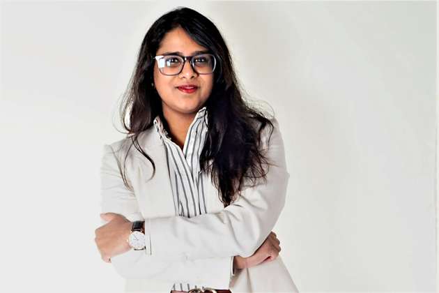 Marsha Marcus-Kennedy, Portfolio Manager Collaborative Robots, Kuka: Die Automatica ist für uns ein gutes Schaufenster, um unsere Entwicklungen einem internationalen Publikum zu präsentieren. Genau vor zwölf Monaten haben wir unsere LBR iisy Cobots und das neue Betriebssystem iiQKA.OS in München präsentiert. Jetzt haben wir die komplette Cobot-Produktpalette dabei – und erstmals zeigen wir den KMR iisy, unseren neuen autonomen, mobilen Roboter, der mit dem LBR iisy erhältlich sein wird. Besucherinnen und Besucher können die Cobots selbst handführen und programmieren. Weitere Varianten des LBR iisy zeigen Anwendungsfälle für verschiedene Branchen. Mithilfe unserer einfach zu bedienenden Cobots und unserem Betriebssystem ermöglichen wir ihnen einen einfachen Einstieg in die Themen Robotik und Automatisierung.