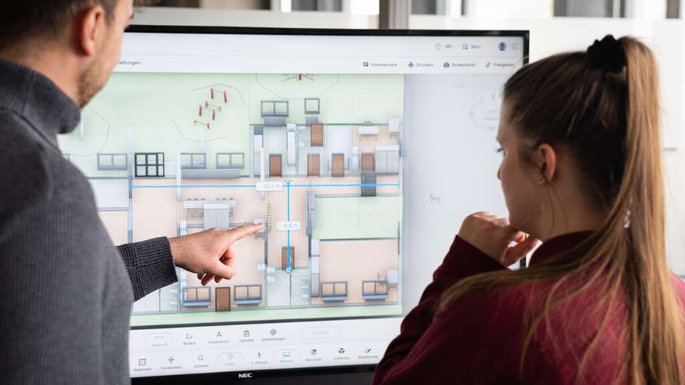 Gute Kooperation ist bei der Planung von Bauprojekten unerlässlich, zum Beispiel sollten alle Beteiligten ein gemeinsames Verständnis der Pläne und Herausforderungen haben.