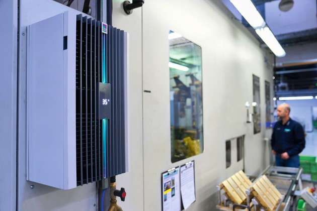 Im Live-Test: Rittal und Hansgrohe wählten für den Test die Schleiferei und Poliererei aus.