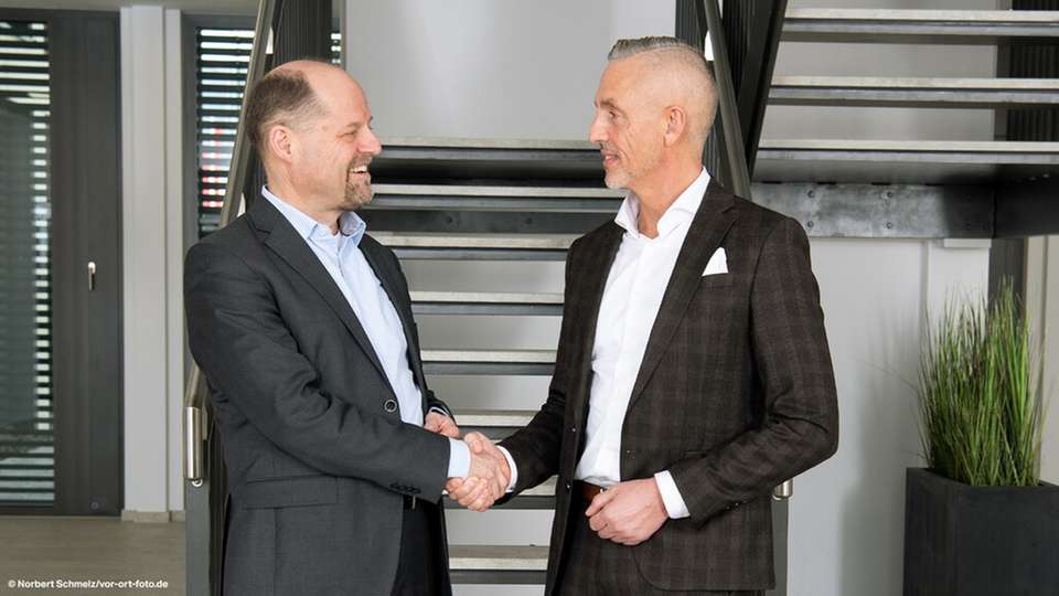 „Game Changer der Automatisierung“ Gemeinsam wollen Bosch Rexroth und Wago die Automatisierung vereinfachen und zum Beispiel branchenspezifische Anwendungen entwickeln, die schnell zugänglich und einsetzbar sind.