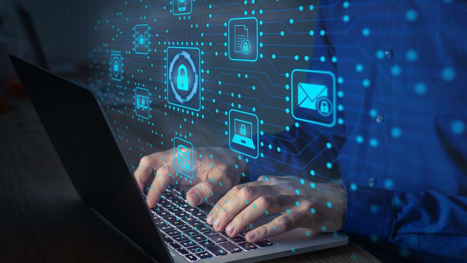 Die EU-Mitgliedstaaten haben eine wichtige Einigung zum Data Act erzielt, der den Nutzenden mehr Kontrolle über ihre Daten verschafft, die Datennutzung für neuartige Geschäftsmodelle fördert und somit zu einer wettbewerbsfähigeren Datenökonomie beiträgt.
