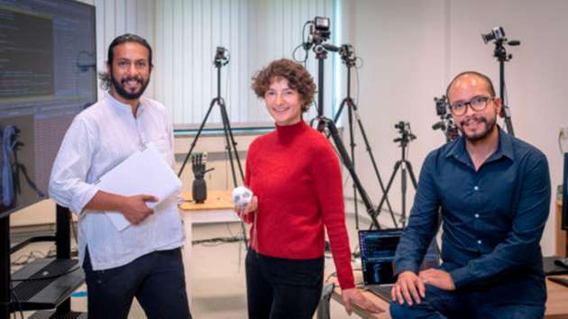 Das Forscherteam im Mirmi-Labor (von links nach rechts): Dr. Amartya Ganguly, Sonja Groß, Diego Hidalgo-Carvajal